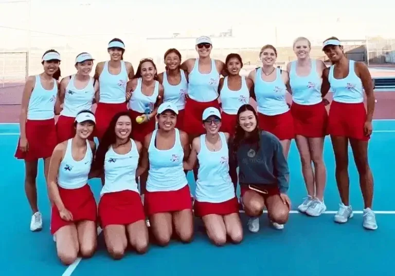 LAHS Girls Tennis 1 1 768x538